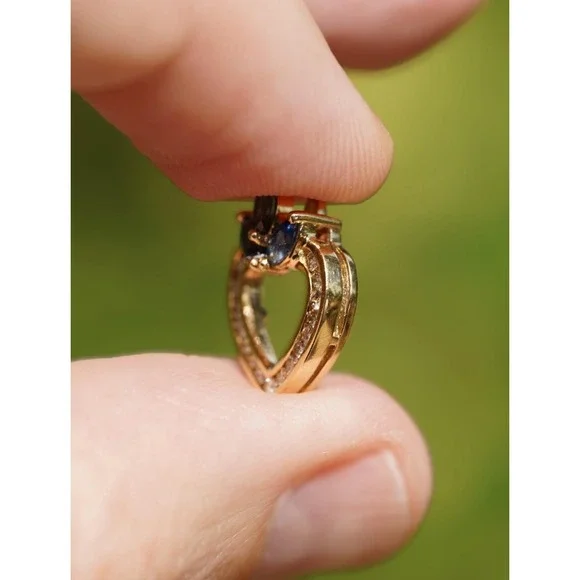 Vintage 14k Solid Yellow Gold Heart Natural Sapphire & Diamond Pendant Necklace‎ - Picture 3 of 8